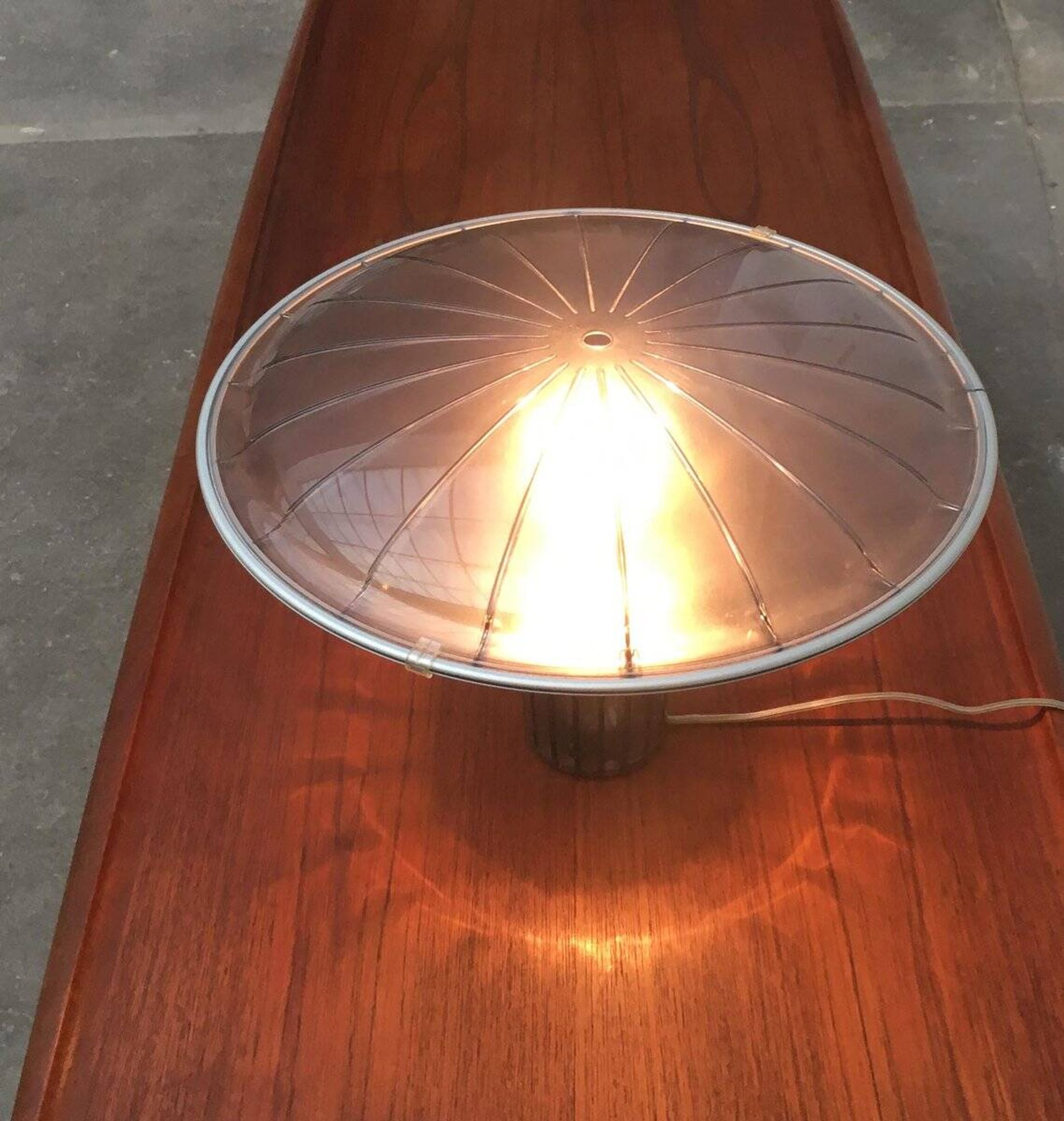 Contemporary Italian table lamp model Agaricon D36 by Ross Lovegrove for Luceplan.