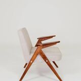 Fauteuil Lounge Beige Tressé Revêtement Bois Couleur Noyer