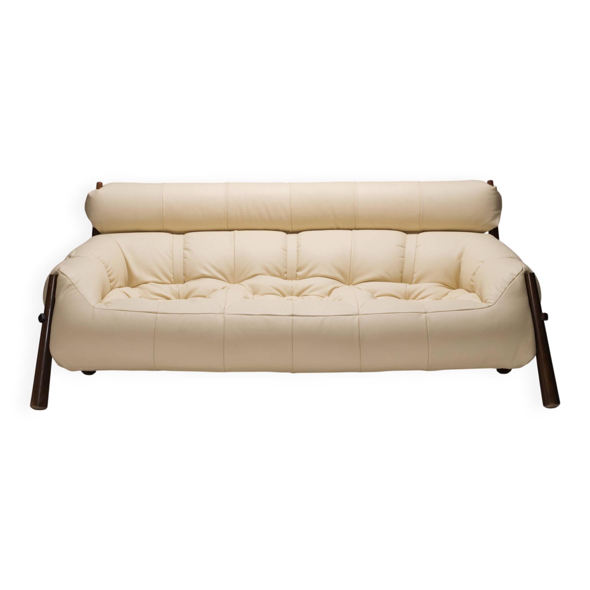 MP81 sofa by Percival Lafer