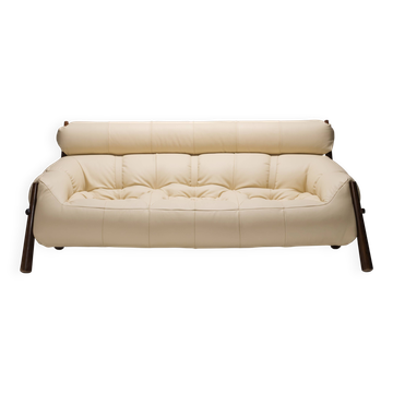 MP81 sofa by Percival Lafer