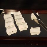 10 porcelain knife holders
