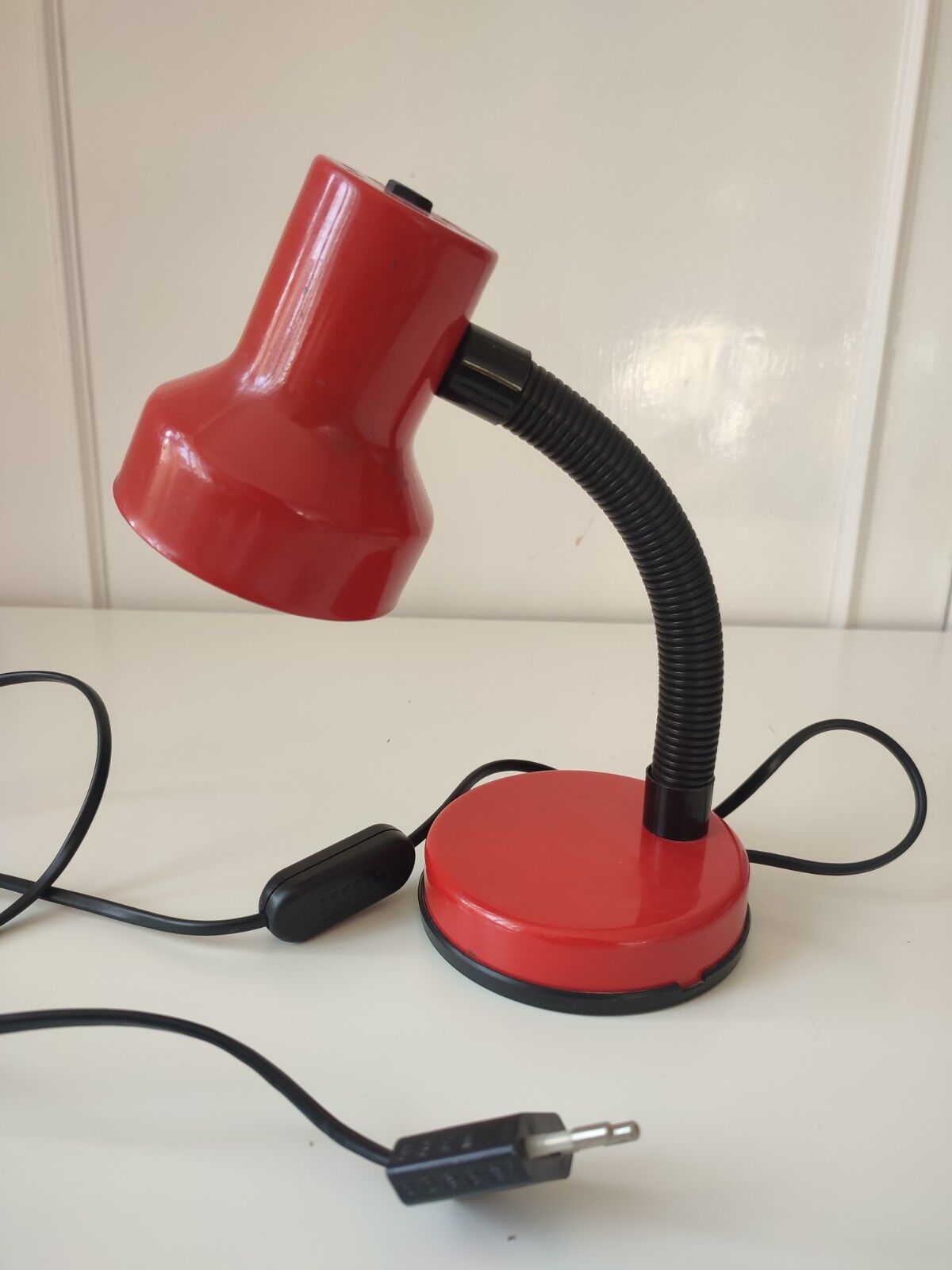 Vintage metal desk lamp