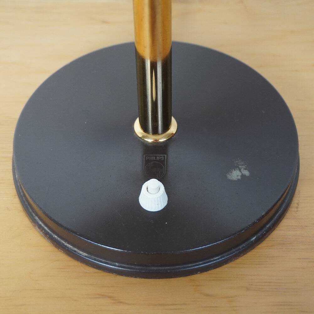 Philips desk lamp designed by Louis Kalff