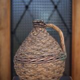 Lady Jeanne bottle, green glass bottle dressed in straw and wicker weaving, carboy, decorative v
