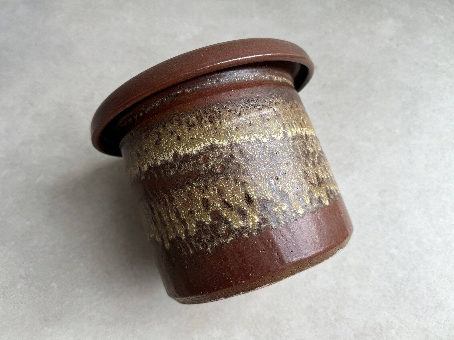 Large vintage fat lava ceramic flower pot / planter