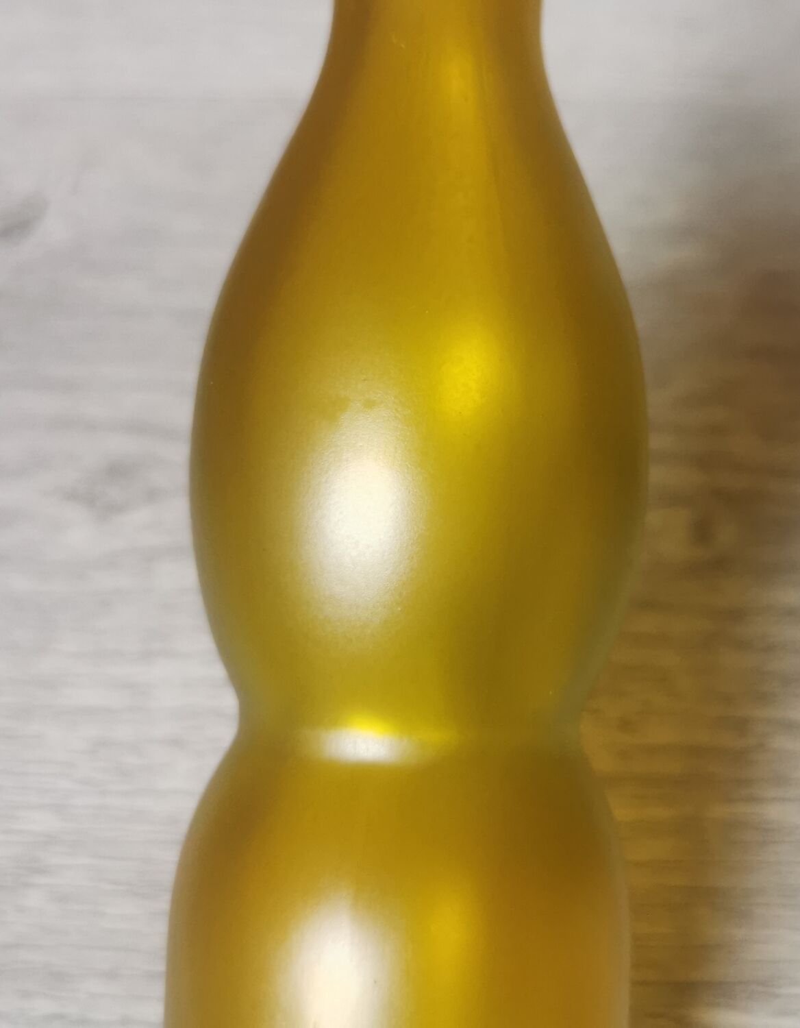 Corrugated glass soliflores