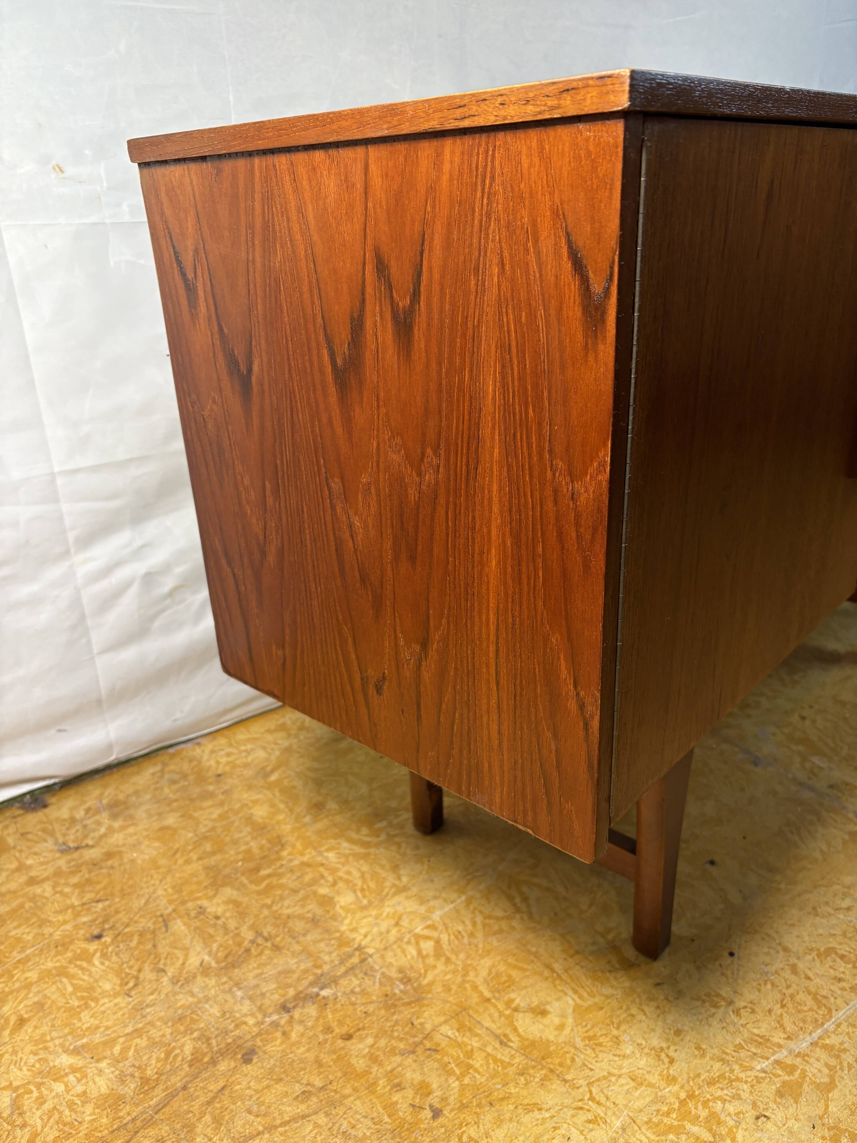Mid-Century Retro Vintage Teak Small Sideboard by Jentique 1960s  Sliding G