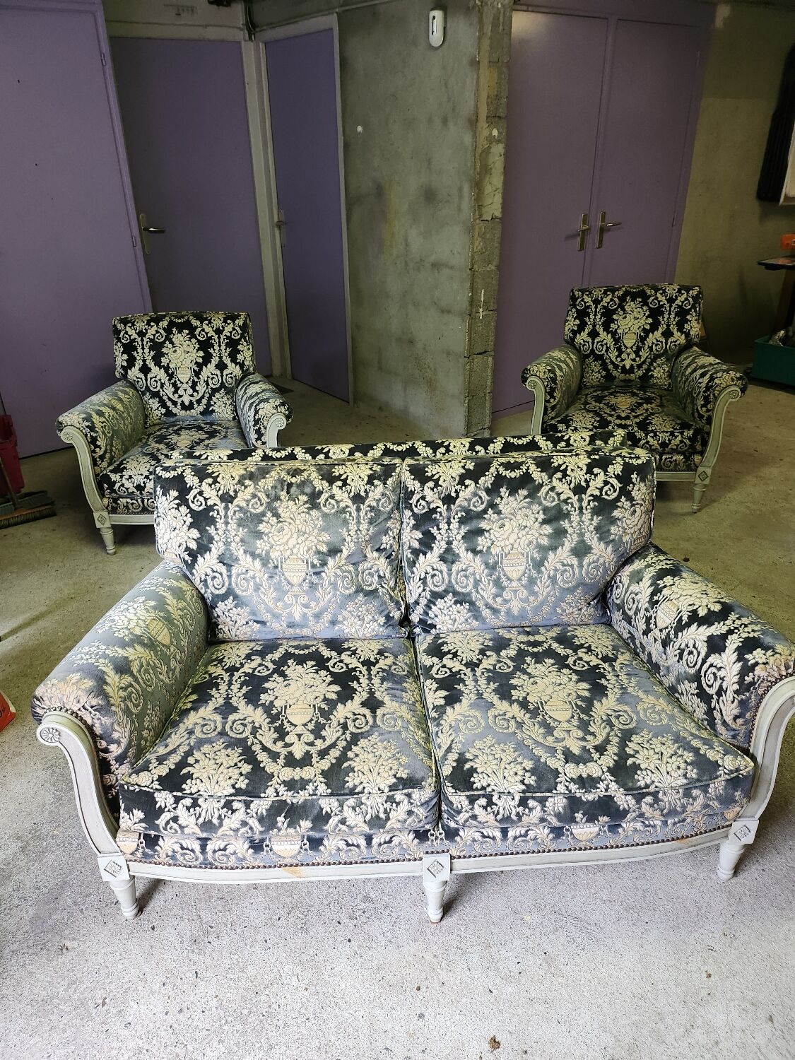 Louis XVI style living room