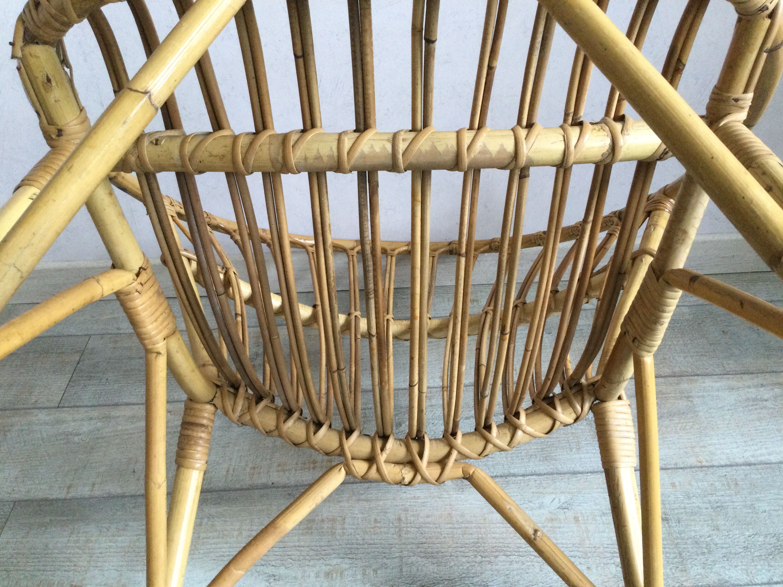 Adult rattan shell armchair