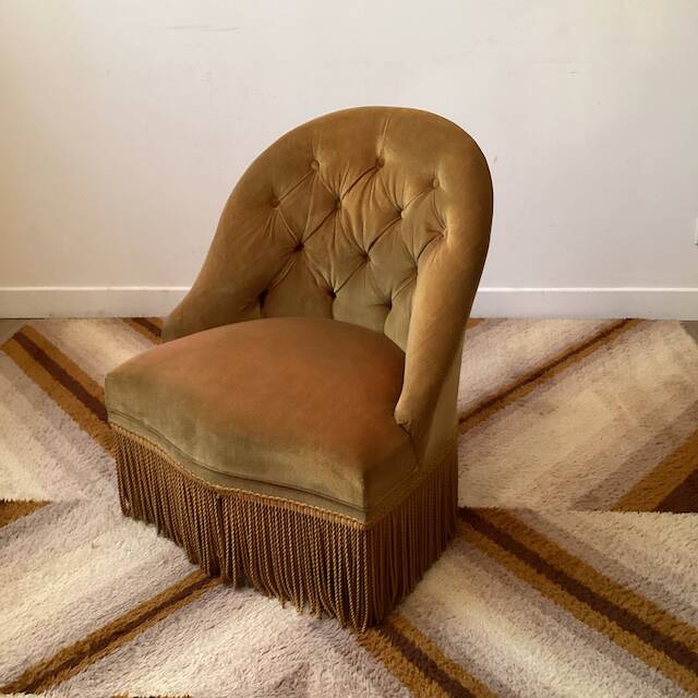 Vintage toad armchair
