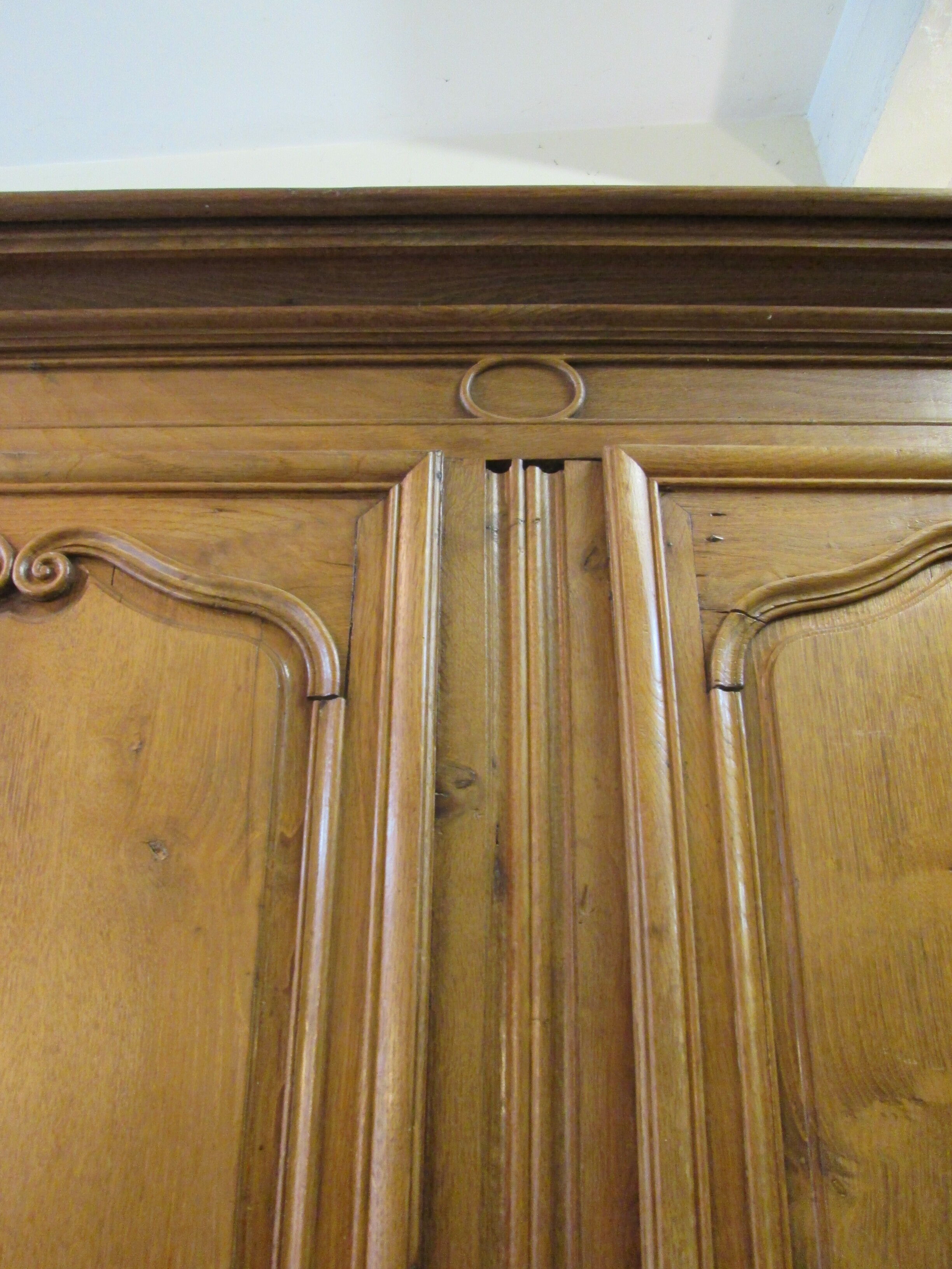 Castle cabinet