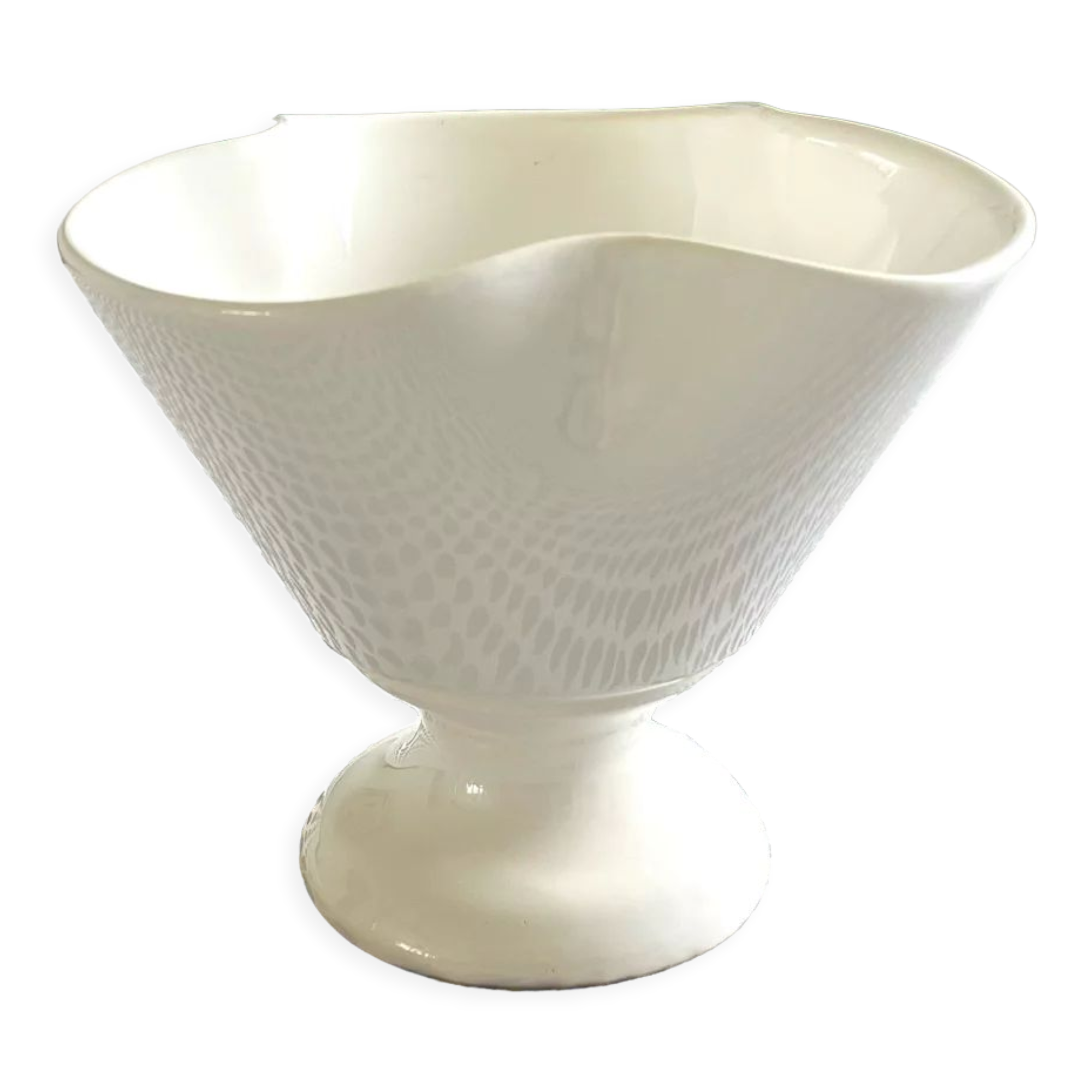 Porcelain cup