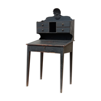 19th-century writing desk in pine