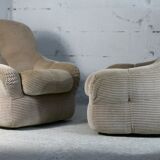 Pair of armchairs "space age". Beige corduroy velvet. France, circa 1970