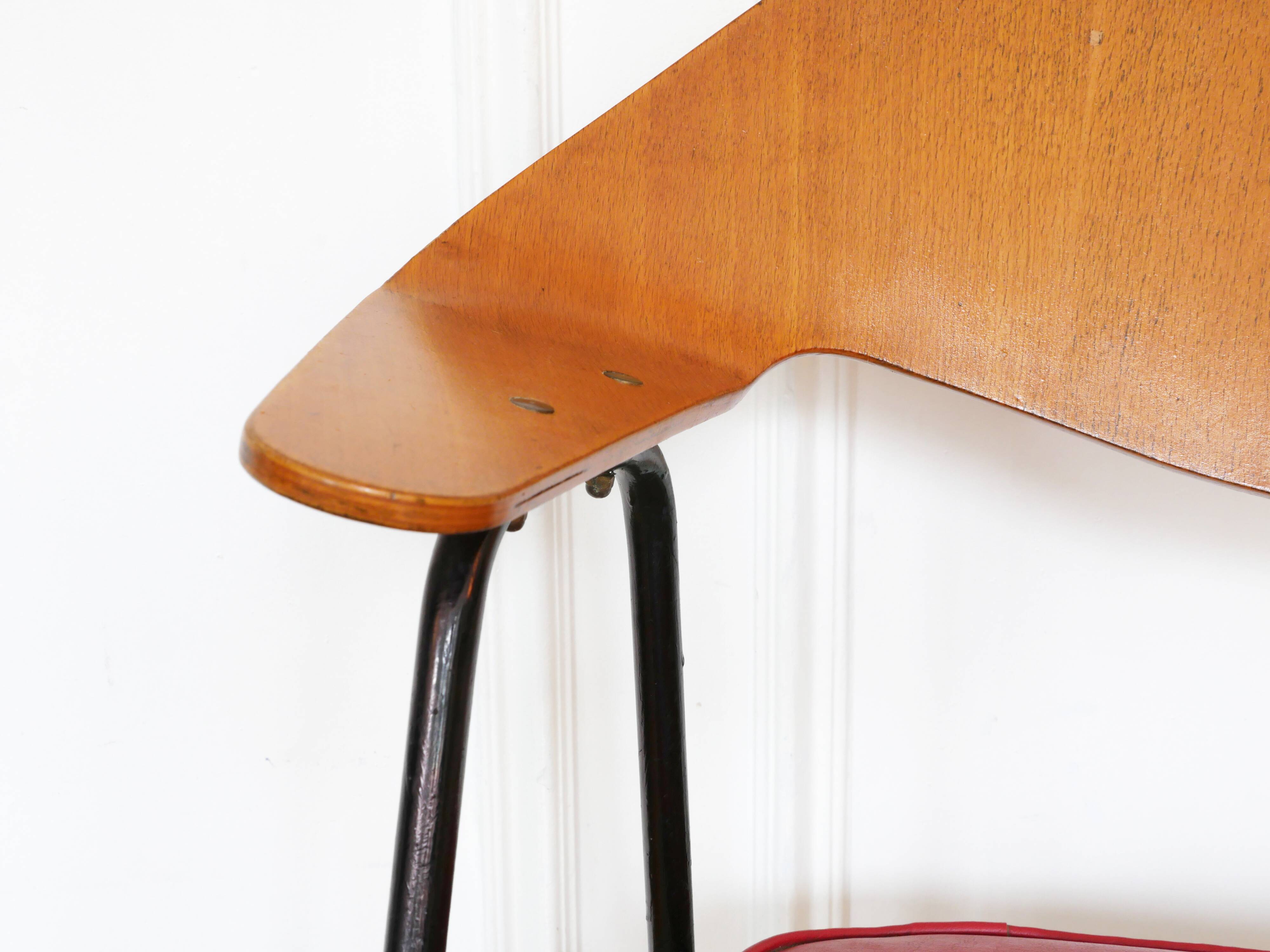 Armchair – robin day – model 675 – airborne – circa 1950