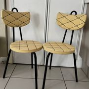 Paire de chaises vintage rétro jaune moutarde et métal noir