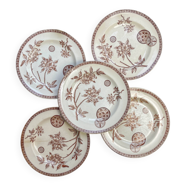 5 grandes assiettes anciennes en Terre de fer marron - Grand Dépôt Paris