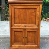 Armoire Louis Philippe du 19ème en bois massif