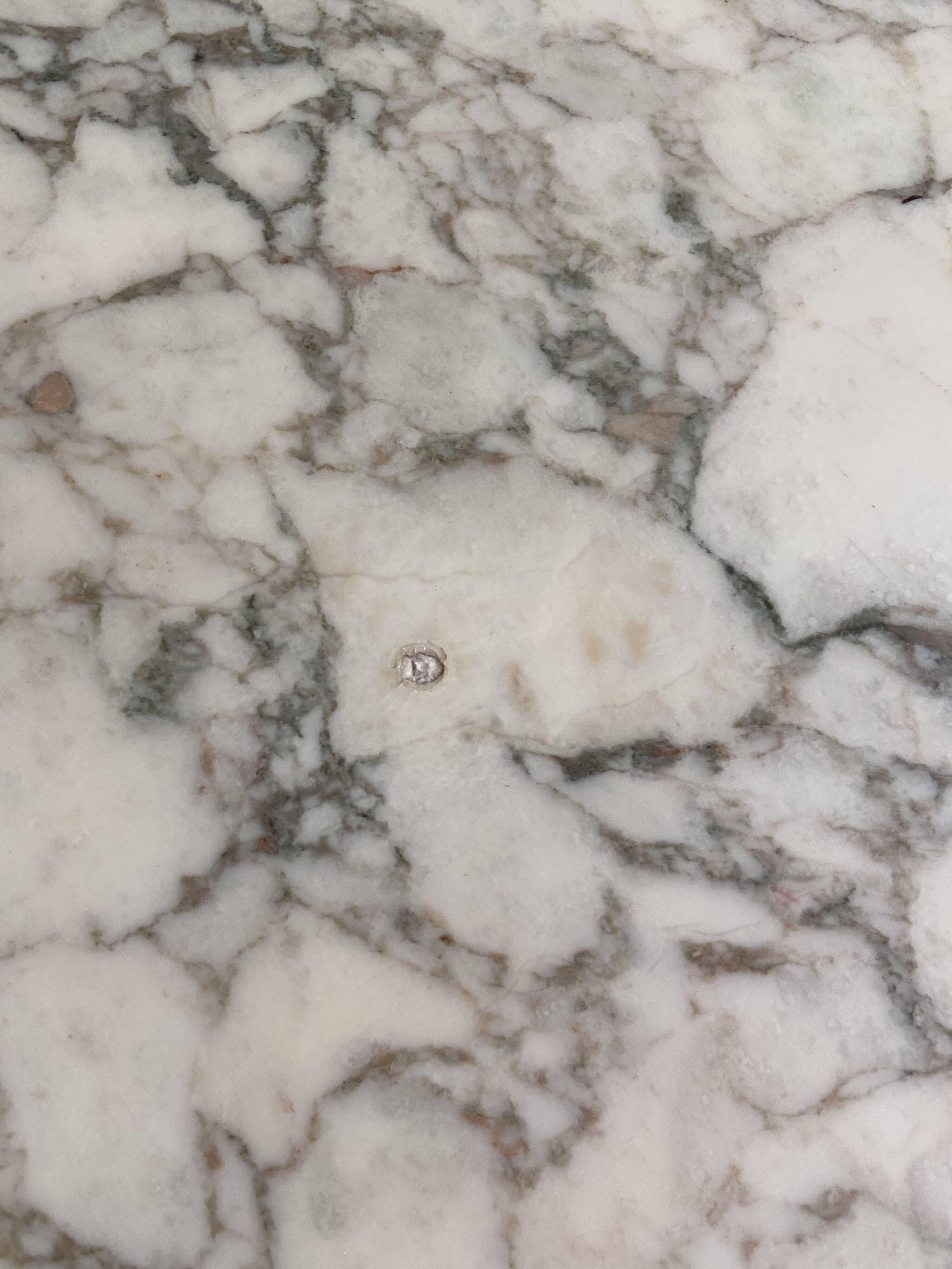 Large marble coffee table by Eero Saarinen for knoll