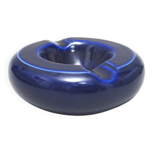 cendrier moderniste en