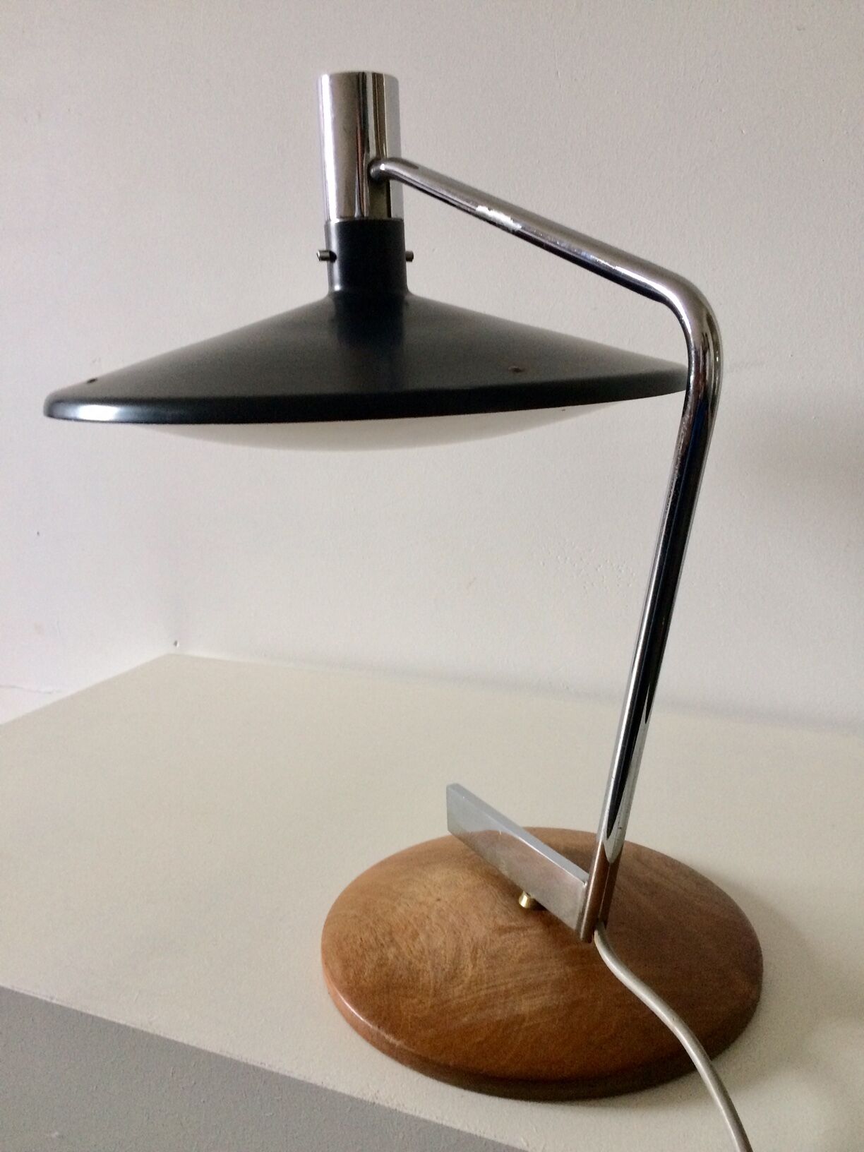 1960's desk lamp with turning base by George Frydman