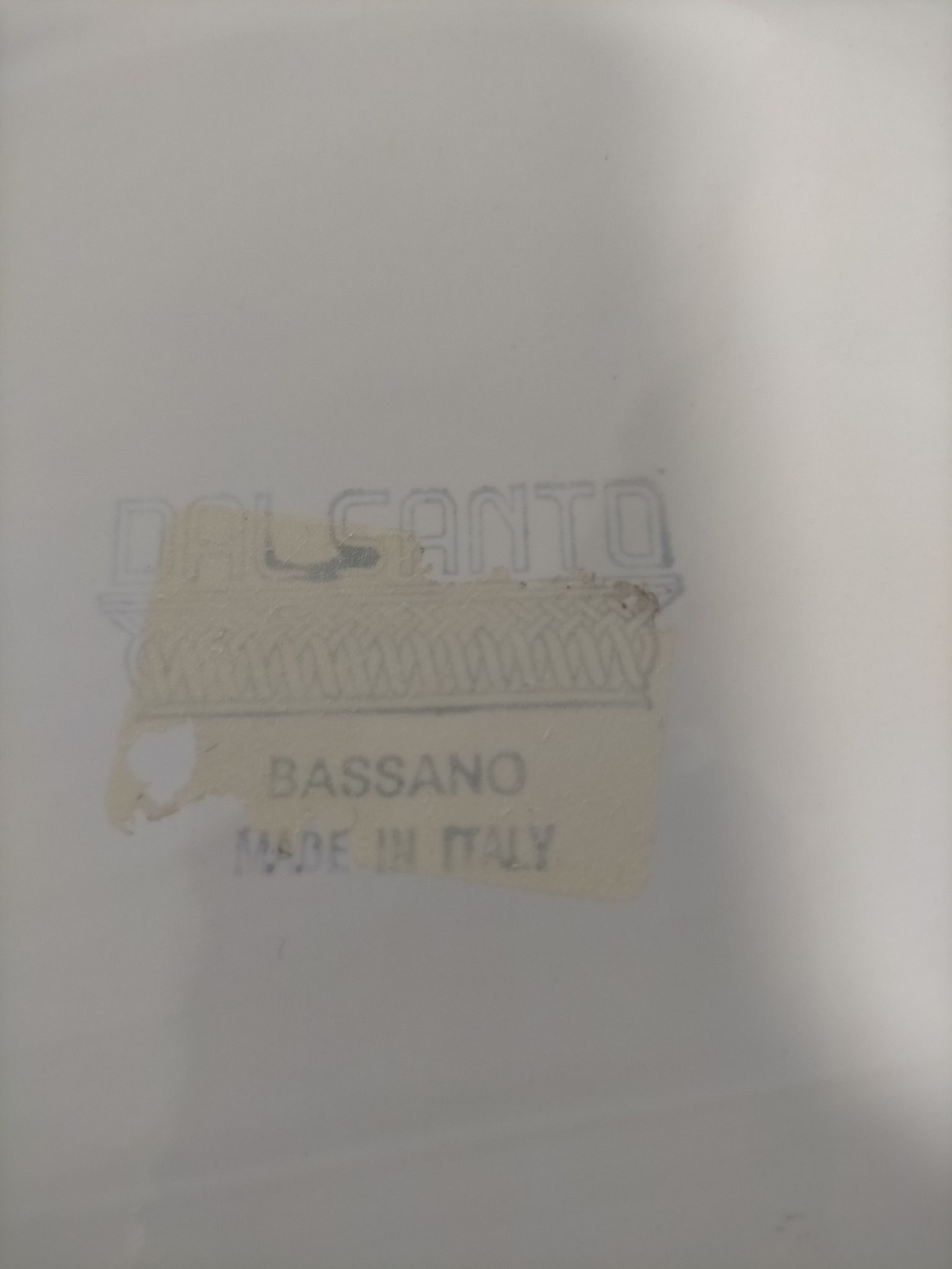 Plat en céramique tressée