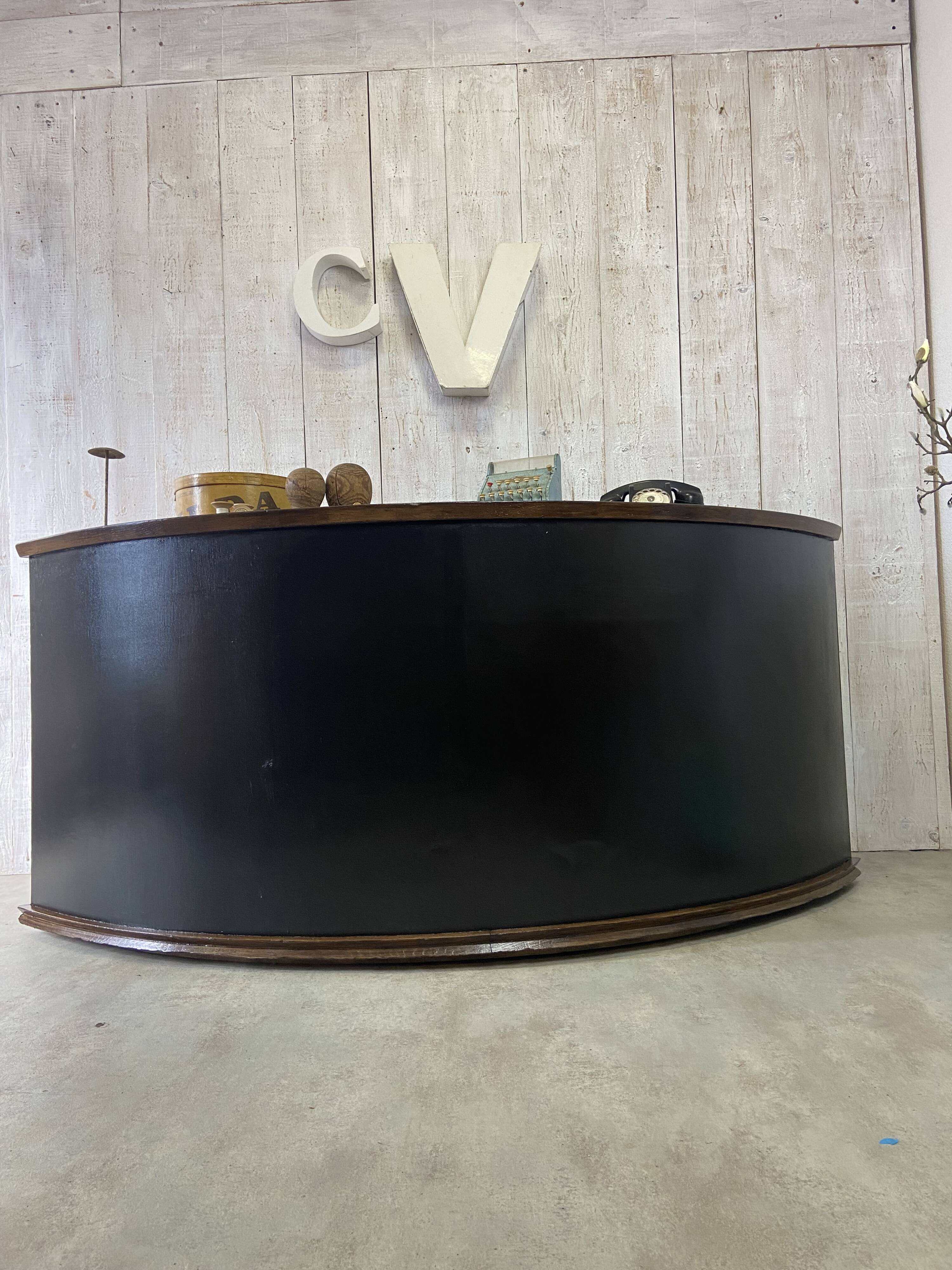 Ancien comptoir de mercerie