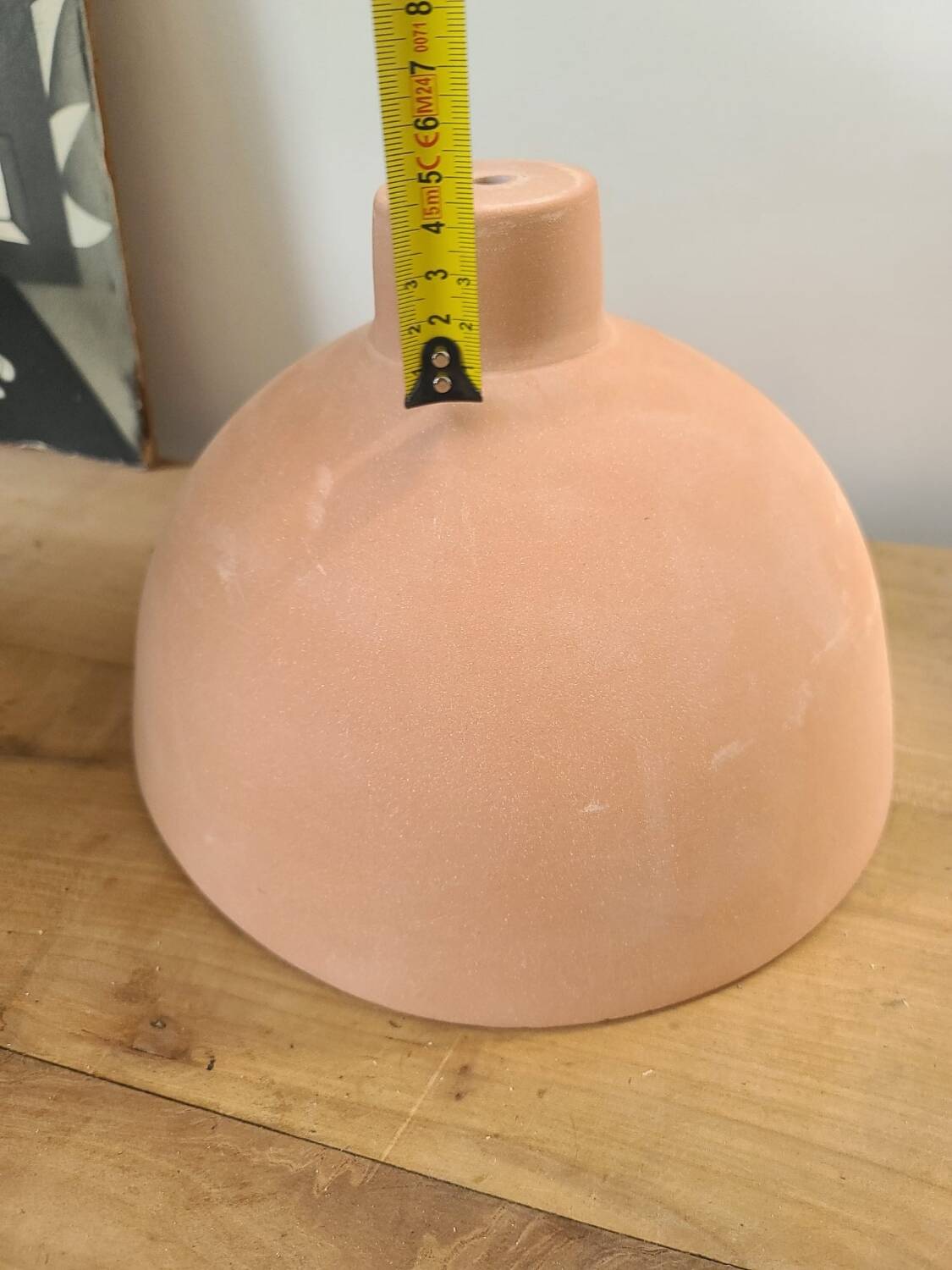 Coupelle lampadaire en terre cuite - suspension