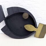 Metal "fish" ashtray