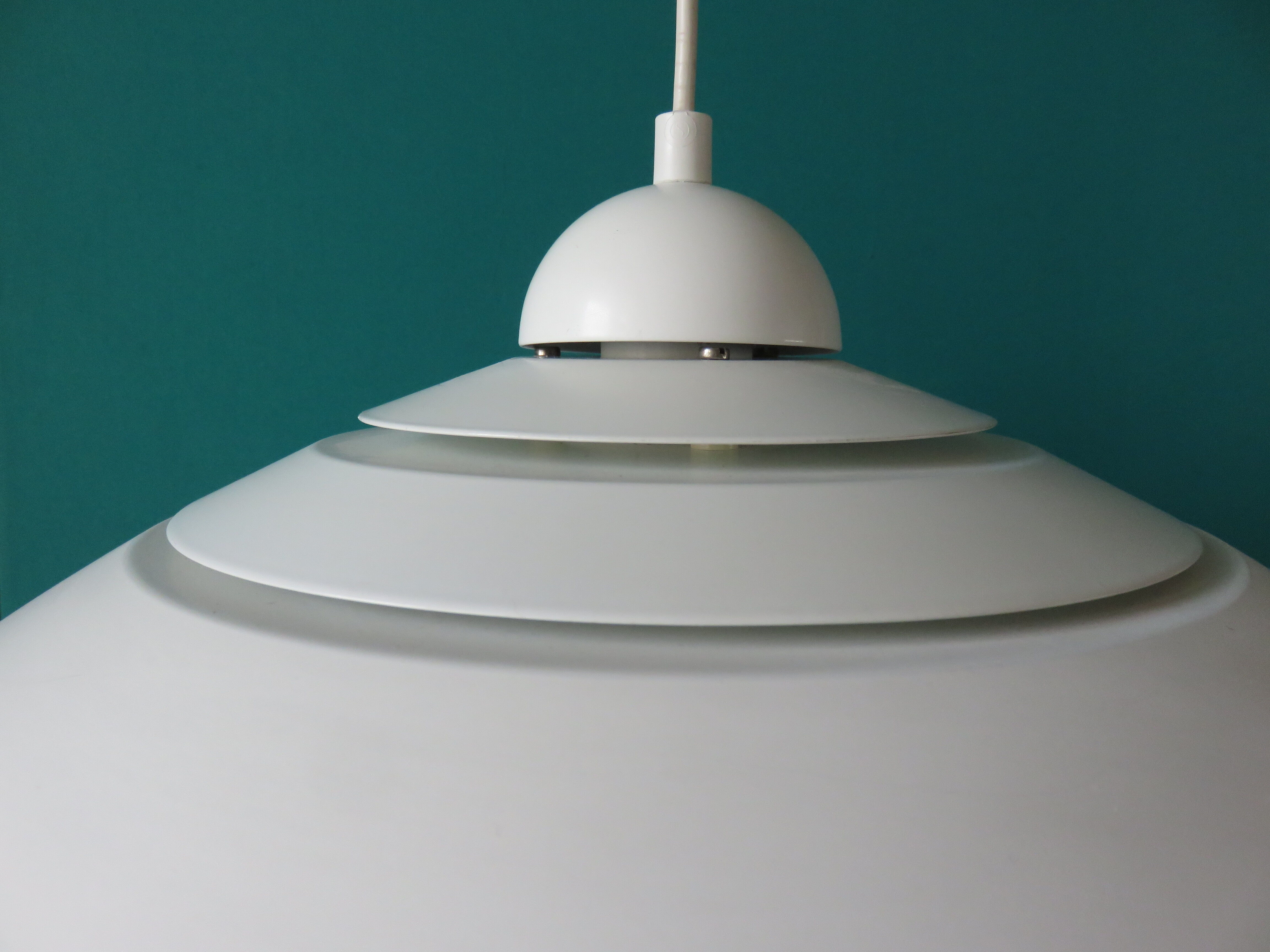 Suspension blanche "Danalight" Danemark 1975