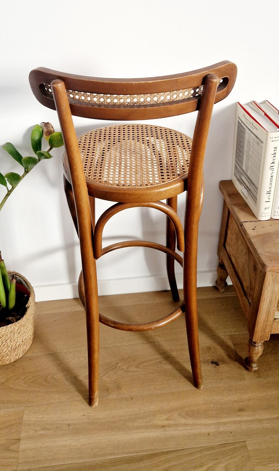 high bar stool
