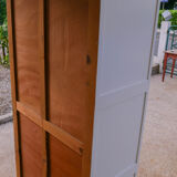 Armoire parisienne