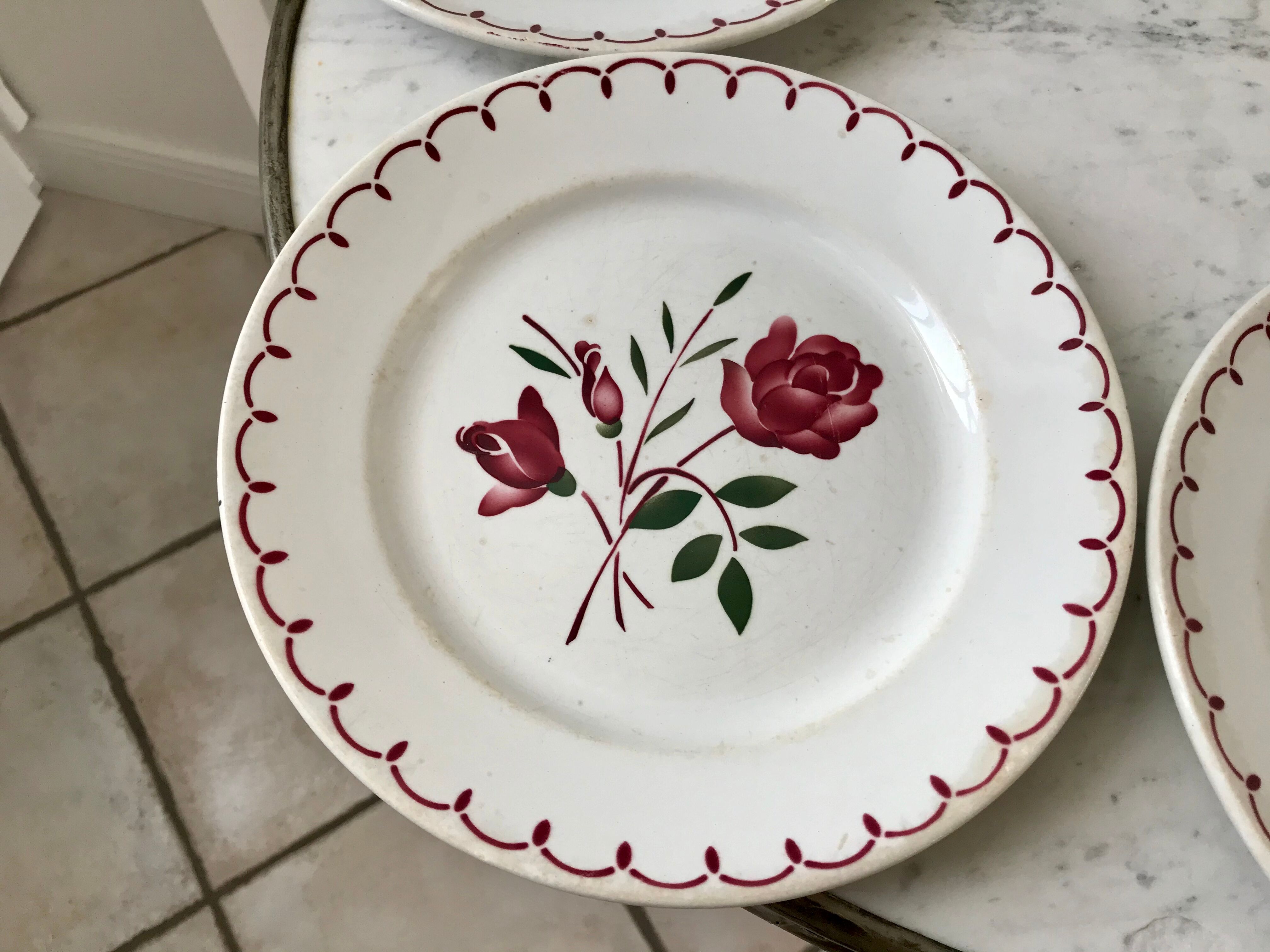 Set of 5 flat plates Badonviller with flowers 30s