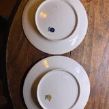 Deux assiettes asiatiques formant ensemble