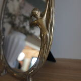 Miroir de table femme petite statue