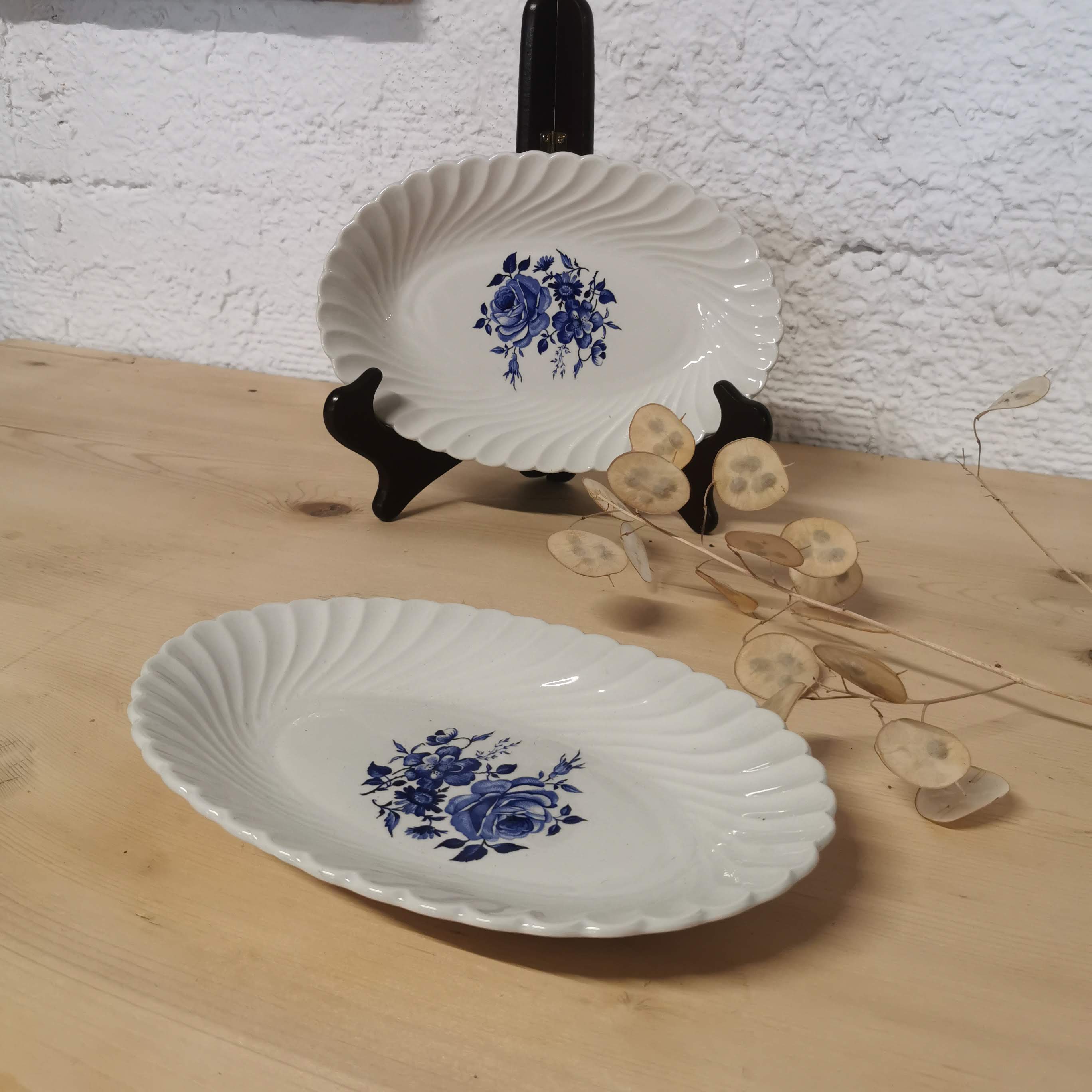 Ravier Keller - Guerin - blue flower décor