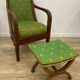 Fauteuil gondole acajou et son repose-pieds