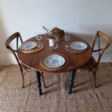 Round table with flaps