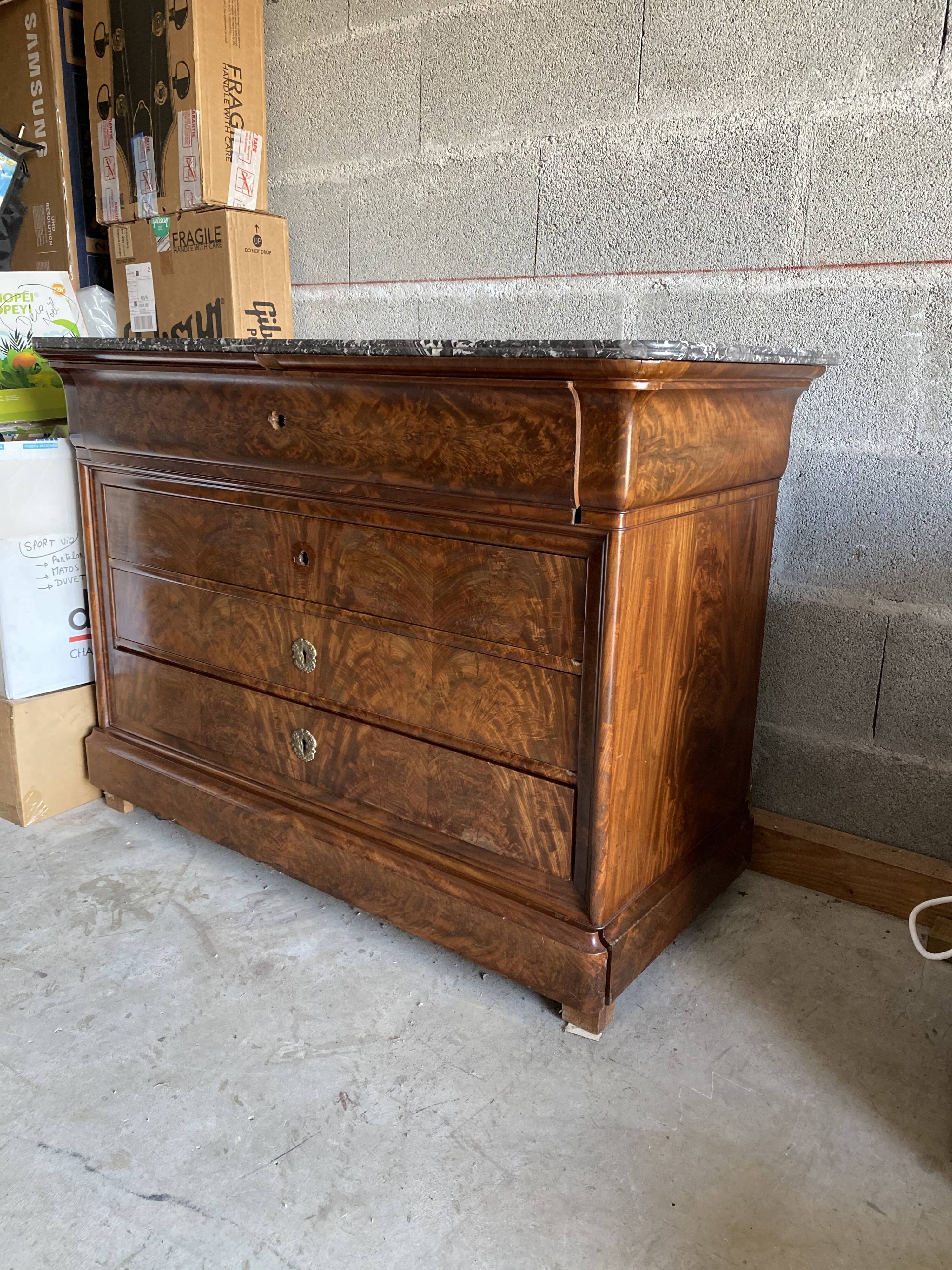 Secretary louis Phillipe