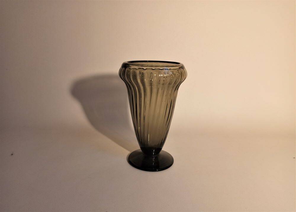 Vase form medici years 30 height 26 cm
