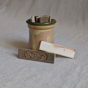 Set of 13 knife rests