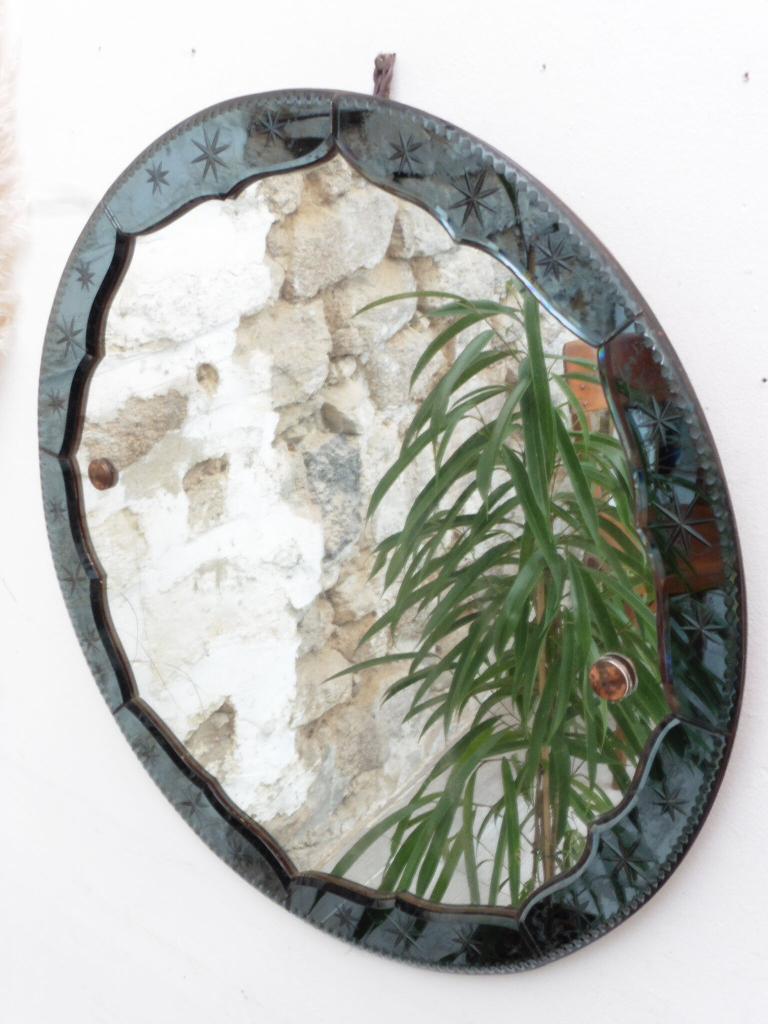 Round Venetian mirror