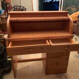 Pine desk with sliding wooden curtain