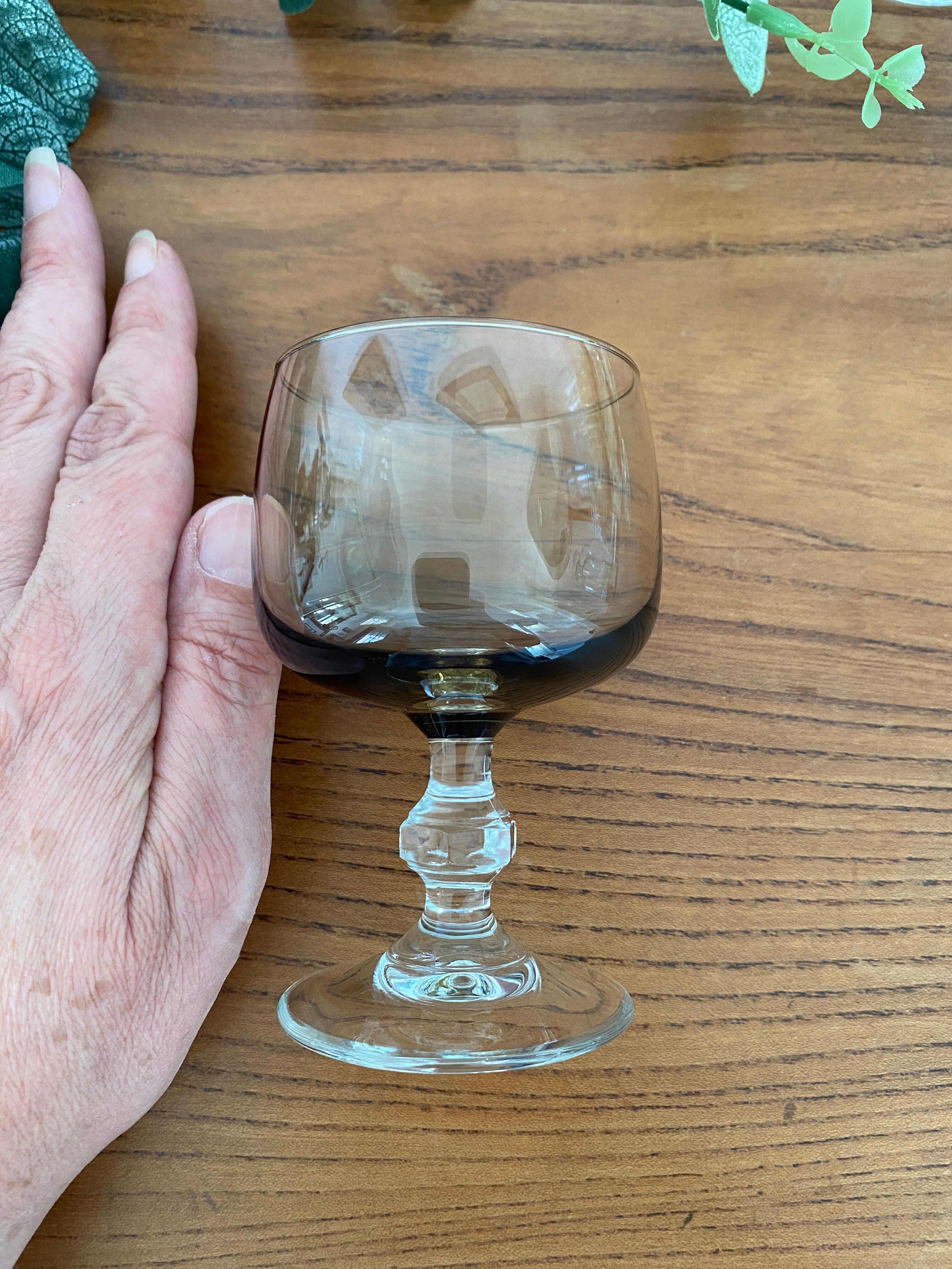 Set of 4 Luminarc wine glass model "Domaine"