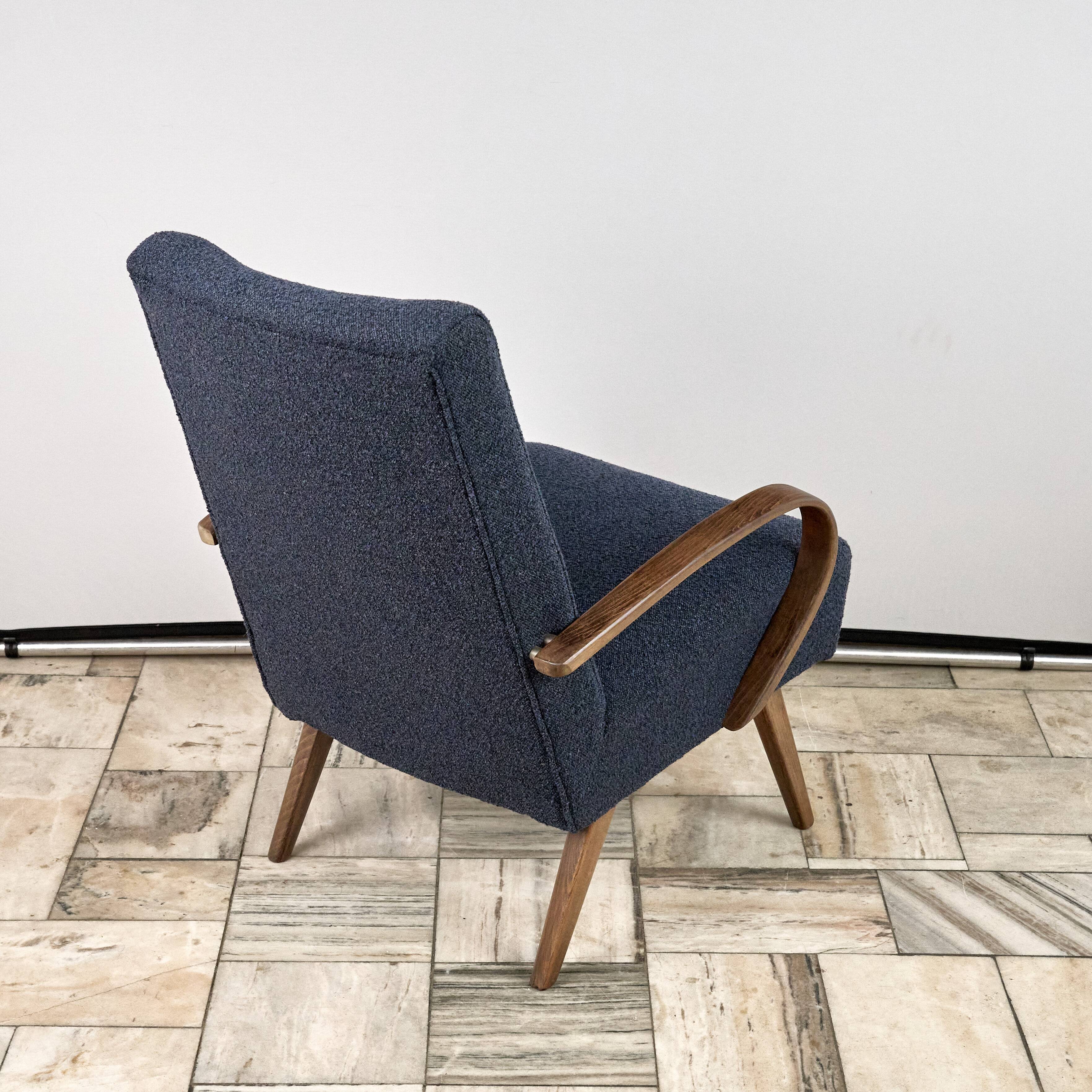 Fauteuil vintage conçu par Jindrich Halabala, années 1950, Tchécoslovaquie