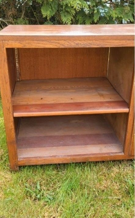 Vintage counter bank