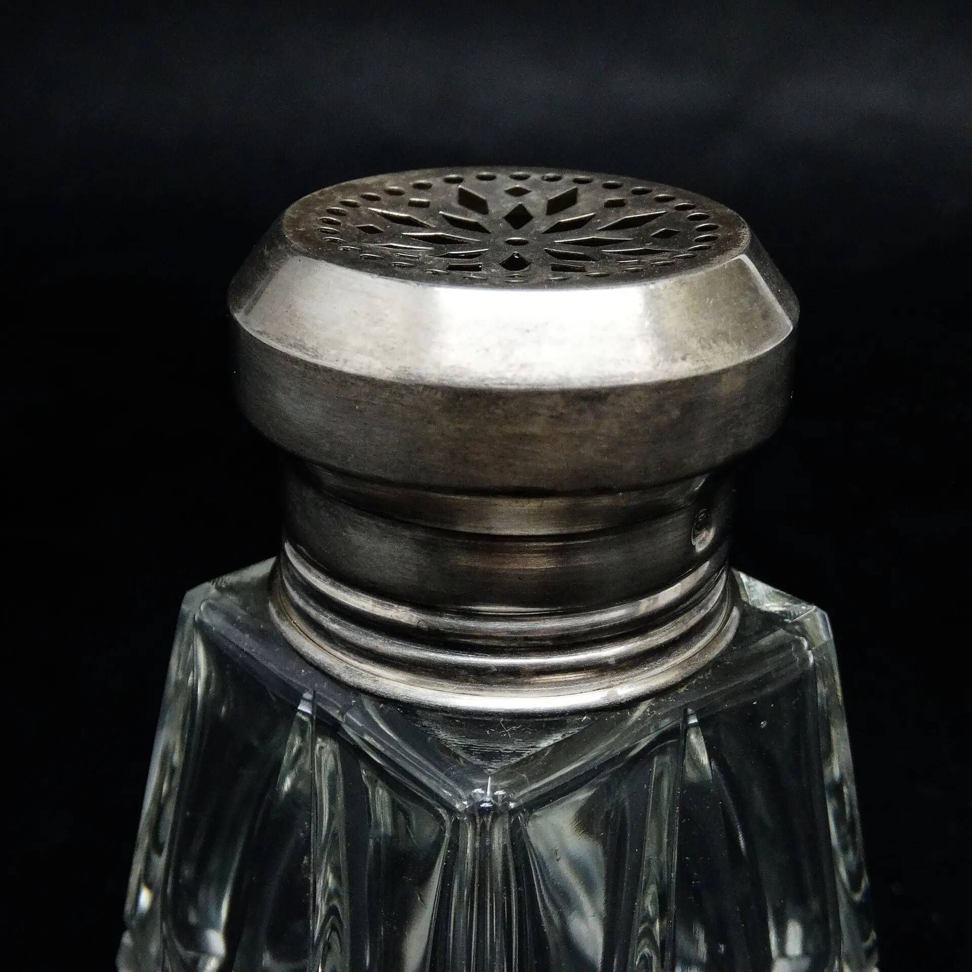 Powdered sugar bowl, eclecticism, Prussia, early 20th century