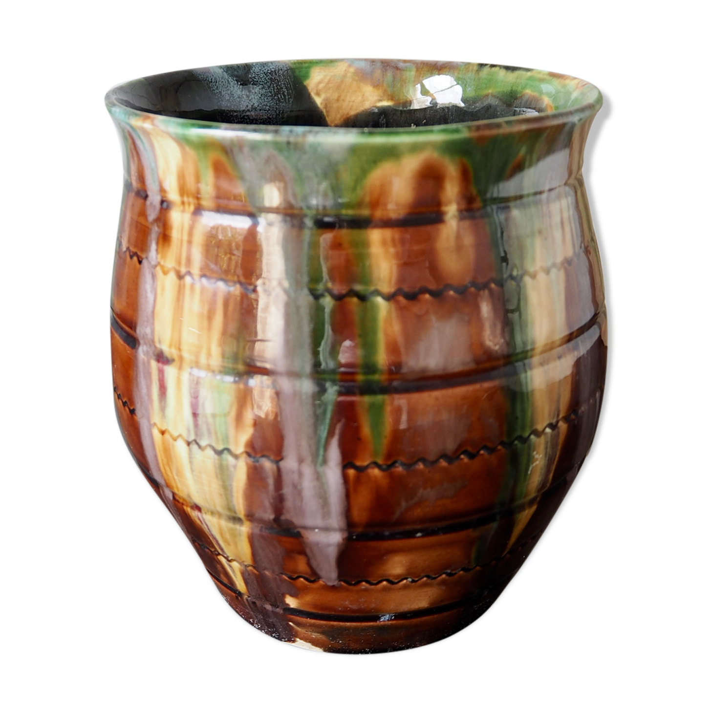 Glazed ceramic pot cover Provencal style