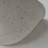 Paire d’applique vintage, plâtre blanc mat façon pierre, France, 1970