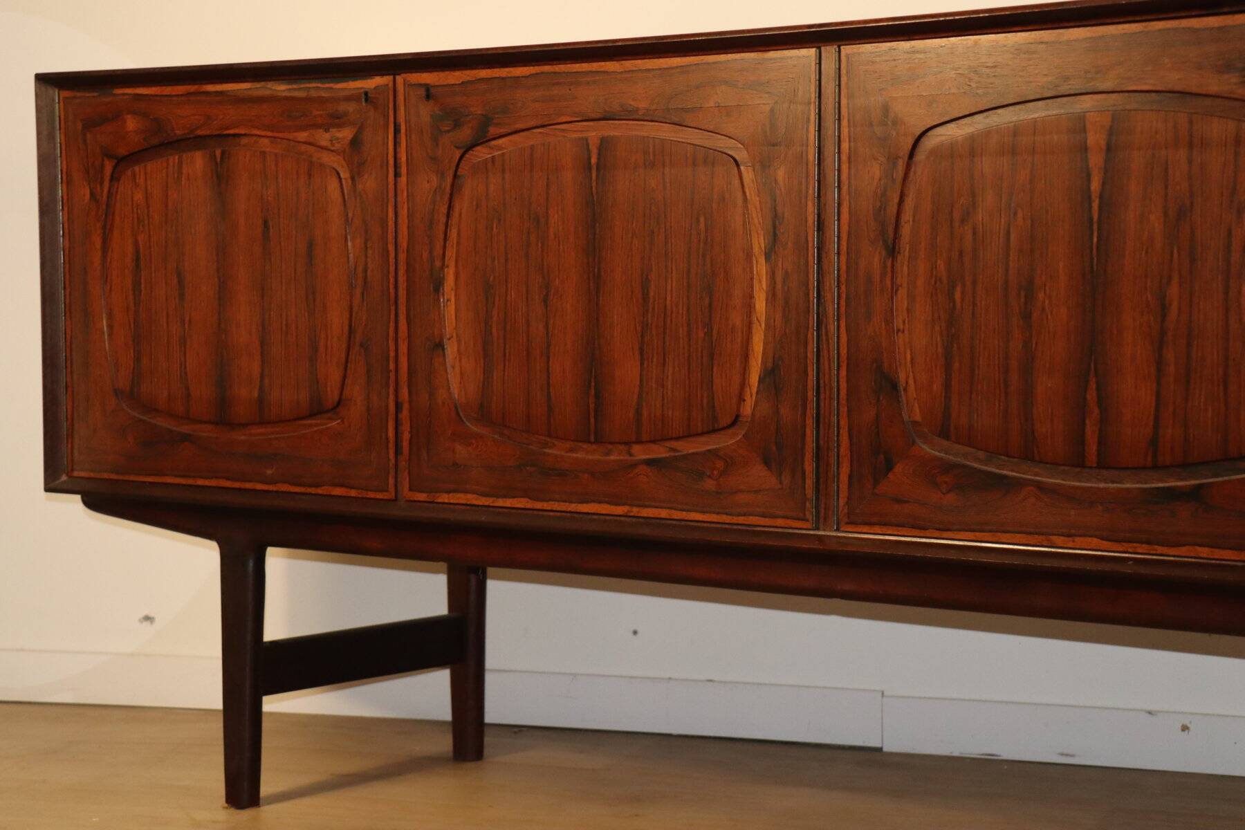 Scandinavian enfilade in rosewood by Fredrik Kayser, 1960